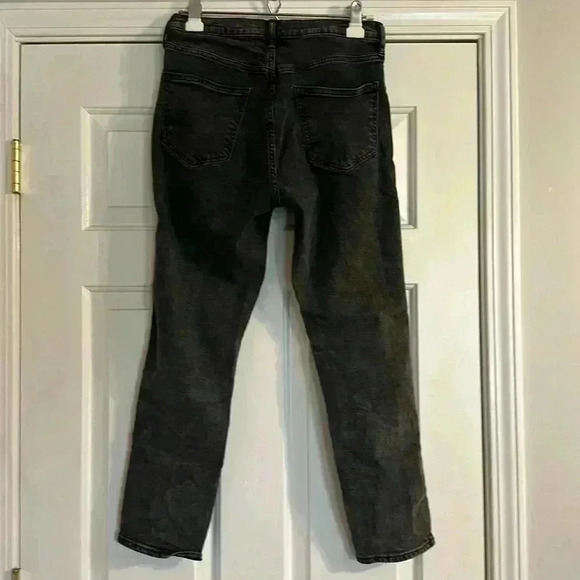EUC Women’s High Rise Vintage Slim Jeans Size 6R/28, Black - Picture 2 of 2